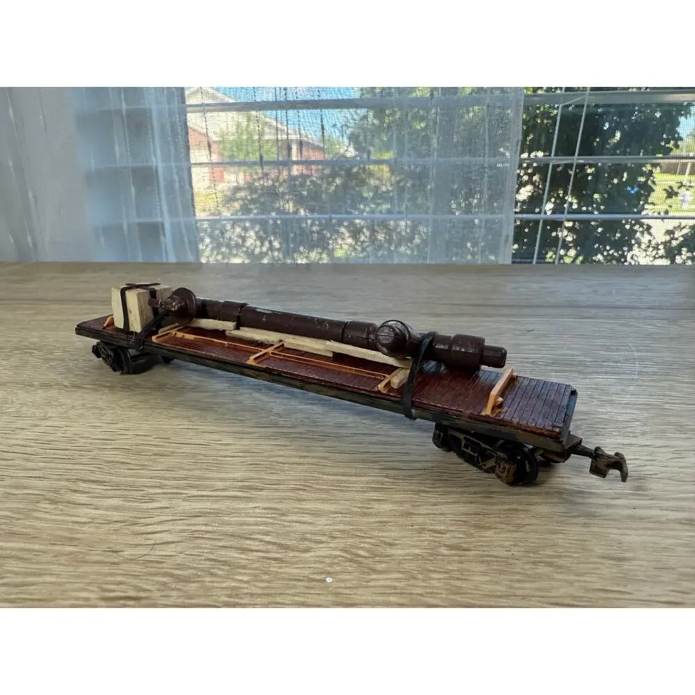 Unbranded vintage toy